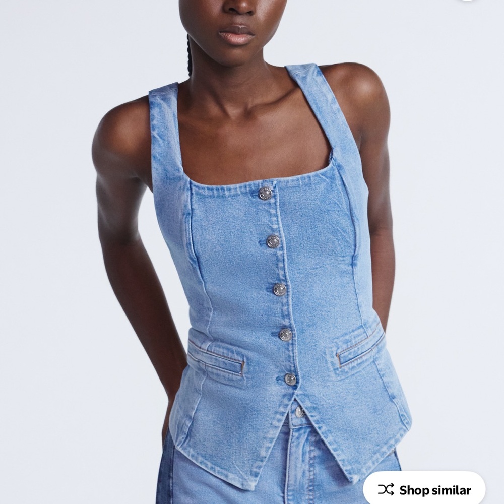 Scoop NYC Light Blue Denim Button-Up Top